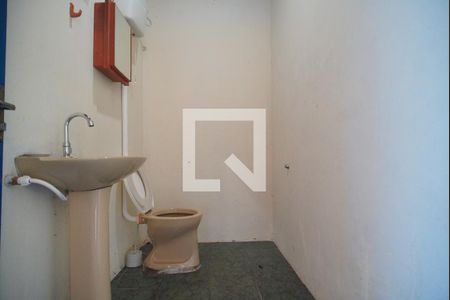 Casa à venda com 178m², 3 quartos e 1 vagaBanheiro 2