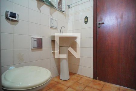 Casa à venda com 178m², 3 quartos e 1 vagaBanheiro 1