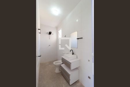 Banheiro de kitnet/studio para alugar com 1 quarto, 22m² em Vila Libanesa, São Paulo