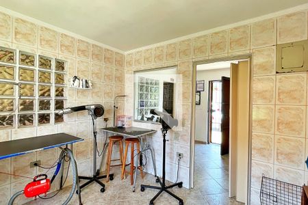 Casa à venda com 528m², 6 quartos e 3 vagasQuarto 2