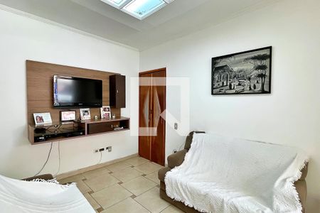 Sala de casa à venda com 6 quartos, 528m² em Jardim Santa Mena, Guarulhos