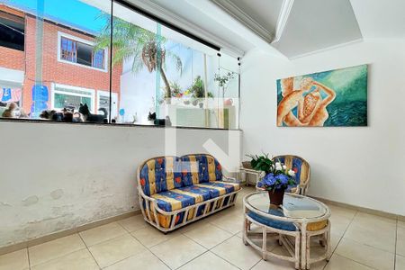 Sala de casa à venda com 6 quartos, 528m² em Jardim Santa Mena, Guarulhos