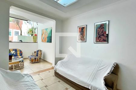 Sala de casa à venda com 6 quartos, 528m² em Jardim Santa Mena, Guarulhos