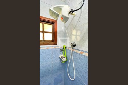 Casa à venda com 528m², 6 quartos e 3 vagasBanheiro 1