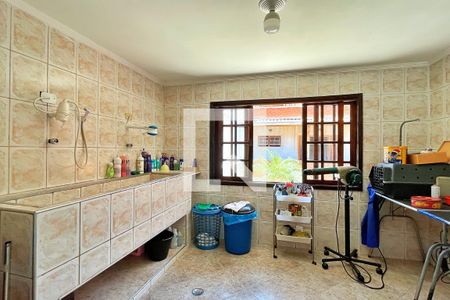 Casa à venda com 528m², 6 quartos e 3 vagasQuarto 2