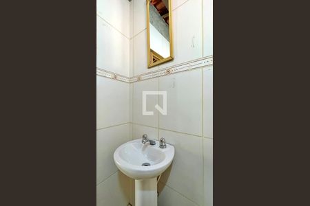 Casa à venda com 528m², 6 quartos e 3 vagasLavabo 1