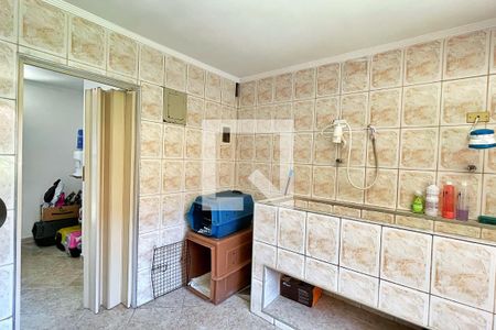 Casa à venda com 528m², 6 quartos e 3 vagasQuarto 2