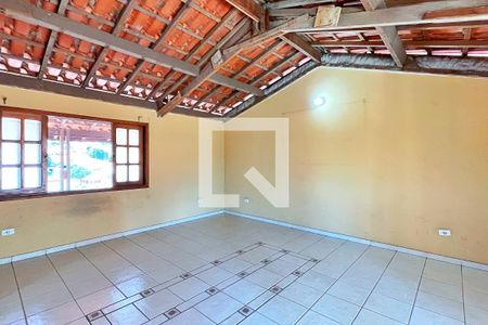 Casa à venda com 528m², 6 quartos e 3 vagasSótão