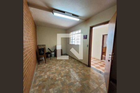 Casa à venda com 3 quartos, 160m² em Parque Brasilia, Jundiaí