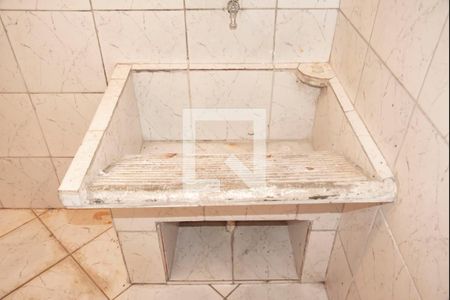 Casa para alugar com 30m², 1 quarto e sem vagaÁrea de Serviço