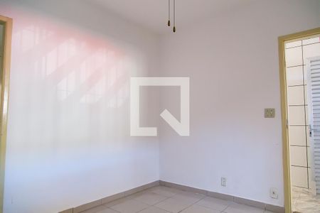 Sala de casa para alugar com 4 quartos, 120m² em Americanópolis, São Paulo