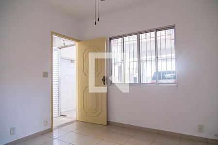Sala de casa para alugar com 4 quartos, 120m² em Americanópolis, São Paulo
