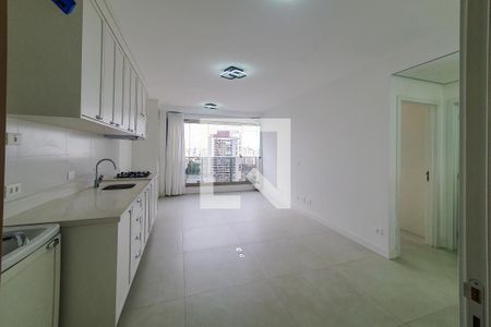 sala cozinha varanda integrada de apartamento para alugar com 1 quarto, 39m² em Vila Mariana, São Paulo