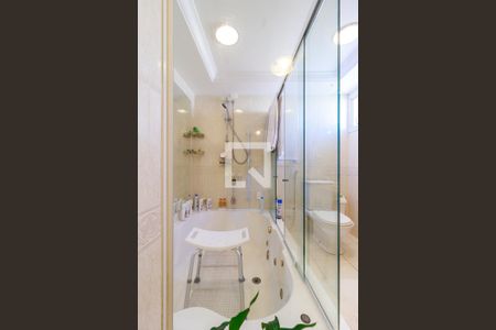 Apartamento à venda com 420m², 2 quartos e 2 vagasSuíte 2 - Banheiro