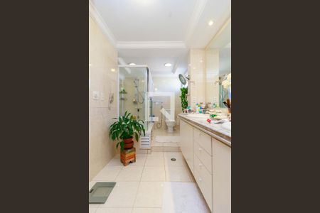 Apartamento à venda com 420m², 2 quartos e 2 vagasSuíte 2 - Banheiro