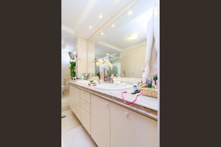 Apartamento à venda com 420m², 2 quartos e 2 vagasSuíte 2 - Banheiro