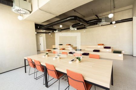 Studio à venda com 27m², 1 quarto e sem vagaÁrea comum - Salão de festas