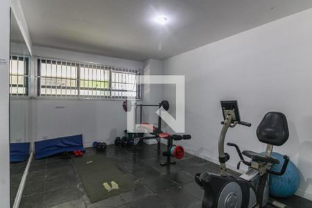 Apartamento para alugar com 110m², 2 quartos e 1 vaga Apartamento para alugar com 110m², 2 quartos e 1 vagaÁrea comum - Sala de Ginástica