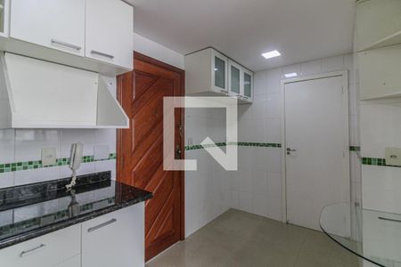 Apartamento para alugar com 110m², 2 quartos e 1 vaga Apartamento para alugar com 110m², 2 quartos e 1 vagaCozinha