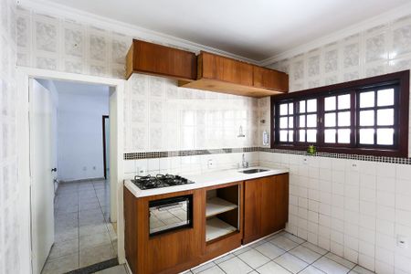Casa à venda com 125m², 3 quartos e 2 vagasCozinha