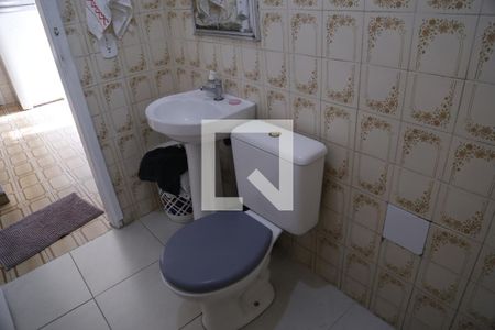 Casa à venda com 450m², 5 quartos e 3 vagasBanheiro da Suíte-Casa 2