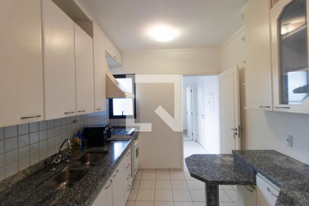 Apartamento à venda com 145m², 3 quartos e 2 vagasCozinha