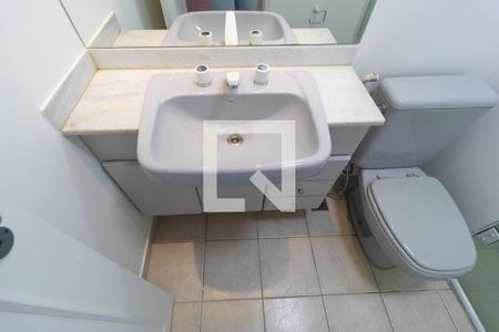 Apartamento à venda com 145m², 3 quartos e 2 vagasBanheiro da Suíte 01