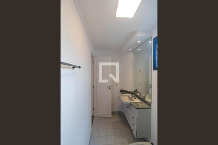 Apartamento à venda com 145m², 3 quartos e 2 vagasSuíte 03