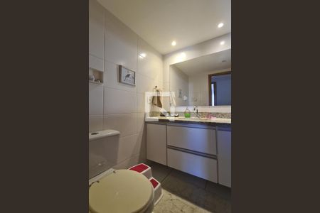 Apartamento à venda com 69m², 2 quartos e 1 vagaBanheiro Social