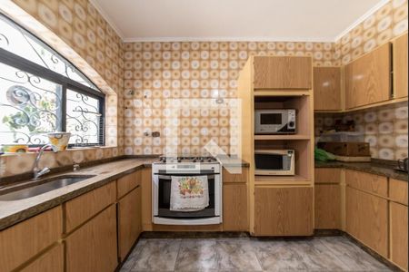 Casa para alugar com 350m², 3 quartos e 6 vagasCozinha