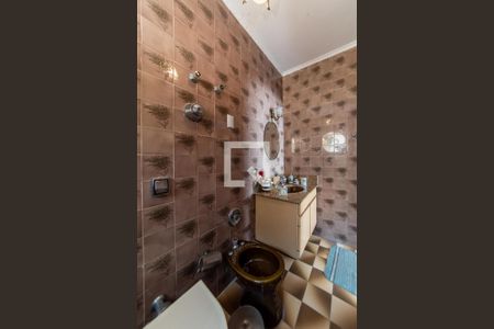 Casa para alugar com 350m², 3 quartos e 6 vagasBanheiro da Suíte 1