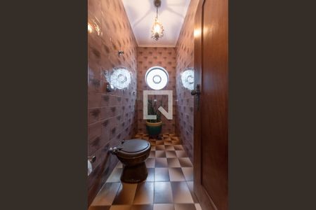 Casa para alugar com 350m², 3 quartos e 6 vagasLavabo da Sala de Jogos