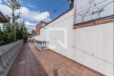 Casa para alugar com 350m², 3 quartos e 6 vagasVaranda da Área de Serviço