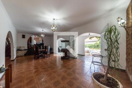 Casa para alugar com 350m², 3 quartos e 6 vagasSala de Jogos