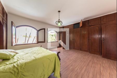 Casa para alugar com 350m², 3 quartos e 6 vagasSuíte 3