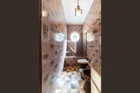 Casa para alugar com 350m², 3 quartos e 6 vagasBanheiro da Suíte 1