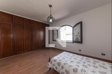 Casa para alugar com 350m², 3 quartos e 6 vagasSuíte 1