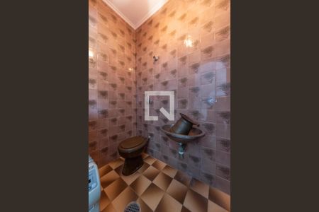 Casa para alugar com 350m², 3 quartos e 6 vagasLavabo da Sala de TV