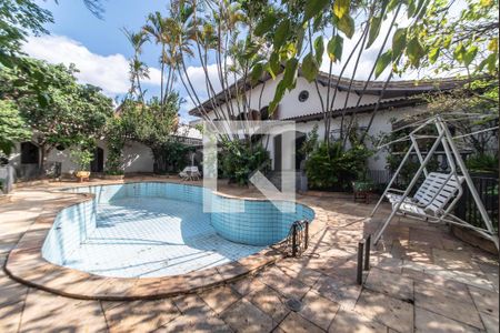 Casa para alugar com 350m², 3 quartos e 6 vagasQuintal - Piscina