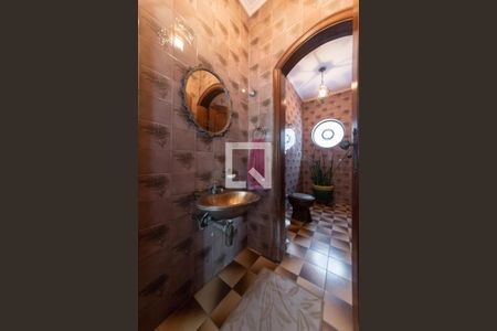 Casa para alugar com 350m², 3 quartos e 6 vagasLavabo da Sala de Jogos