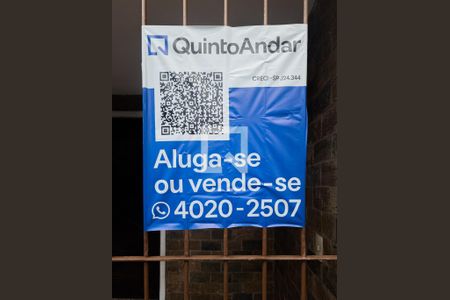 Fachada com Plaquinha de casa à venda com 3 quartos, 70m² em Vila Mazzei, São Paulo