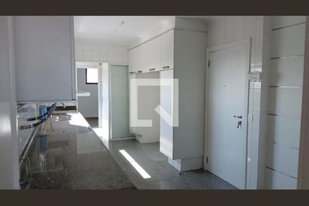 Apartamento à venda com 250m², 3 quartos e 4 vagas