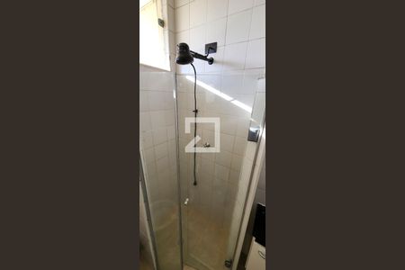 Apartamento para alugar com 70m², 2 quartos e sem vagaChuveiro