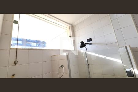 Apartamento para alugar com 70m², 2 quartos e sem vagaDetalhe do banheiro