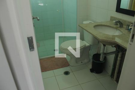 Casa de condomínio à venda com 96m², 3 quartos e 2 vagasBanheiro da Suíte 1