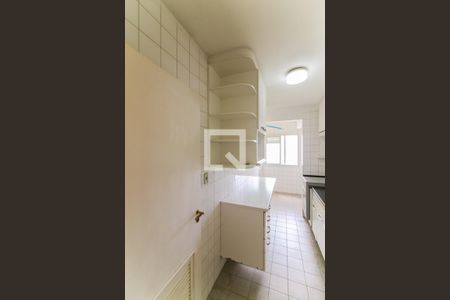 Apartamento à venda com 65m², 3 quartos e 2 vagasCozinha