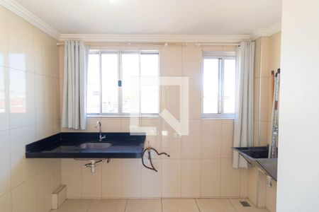 Apartamento para alugar com 44m², 2 quartos e 1 vaga Apartamento para alugar com 44m², 2 quartos e 1 vagaCozinha