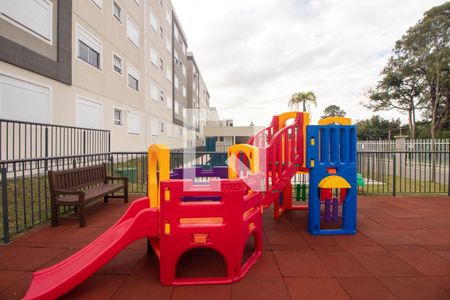Área comum - Playground de apartamento para alugar com 2 quartos, 44m² em Rubem Berta, Porto Alegre