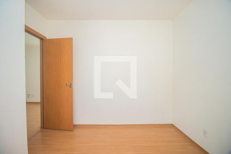 Quarto 1 de apartamento para alugar com 2 quartos, 44m² em Rubem Berta, Porto Alegre