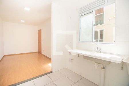 Apartamento para alugar com 44m², 2 quartos e 1 vaga Apartamento para alugar com 44m², 2 quartos e 1 vagaCozinha e Área de Serviço